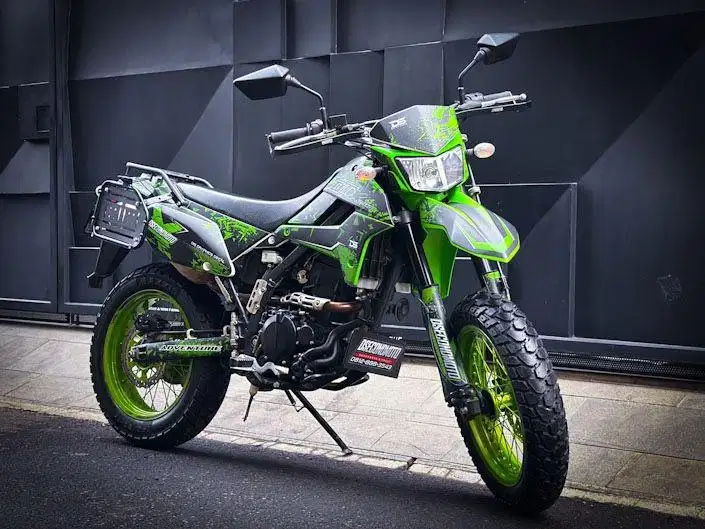 KAWASAKI DTRACKER 250 RALLY LOW KM SUPERMOTO