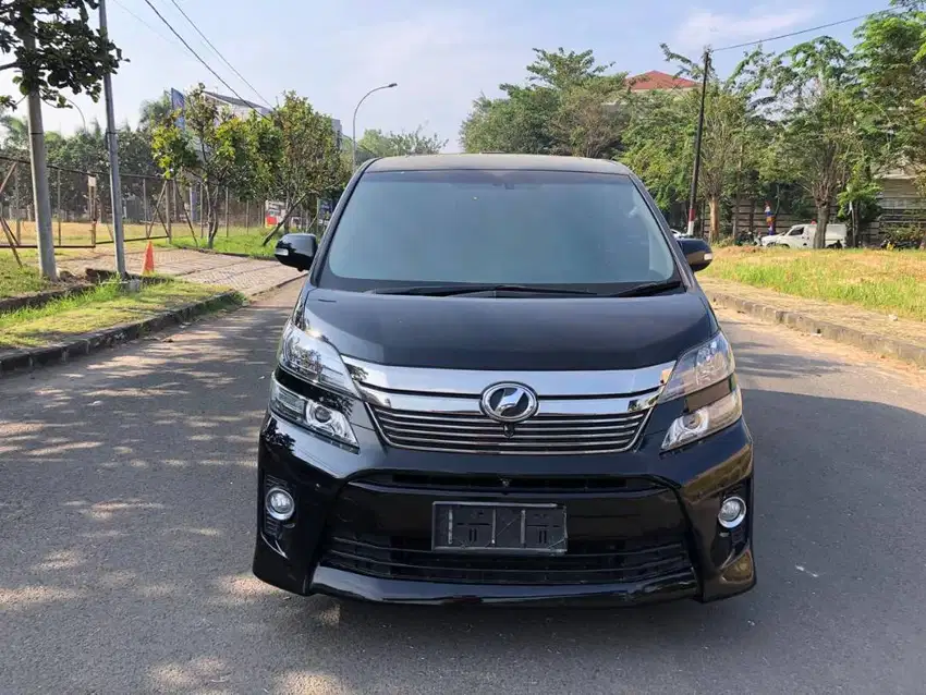 Toyota Vellfire ZG 2014