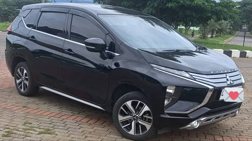 MITSUBISHI XPANDER SPORT 1.5 AT 2019 warna Hitam Manual transmisi