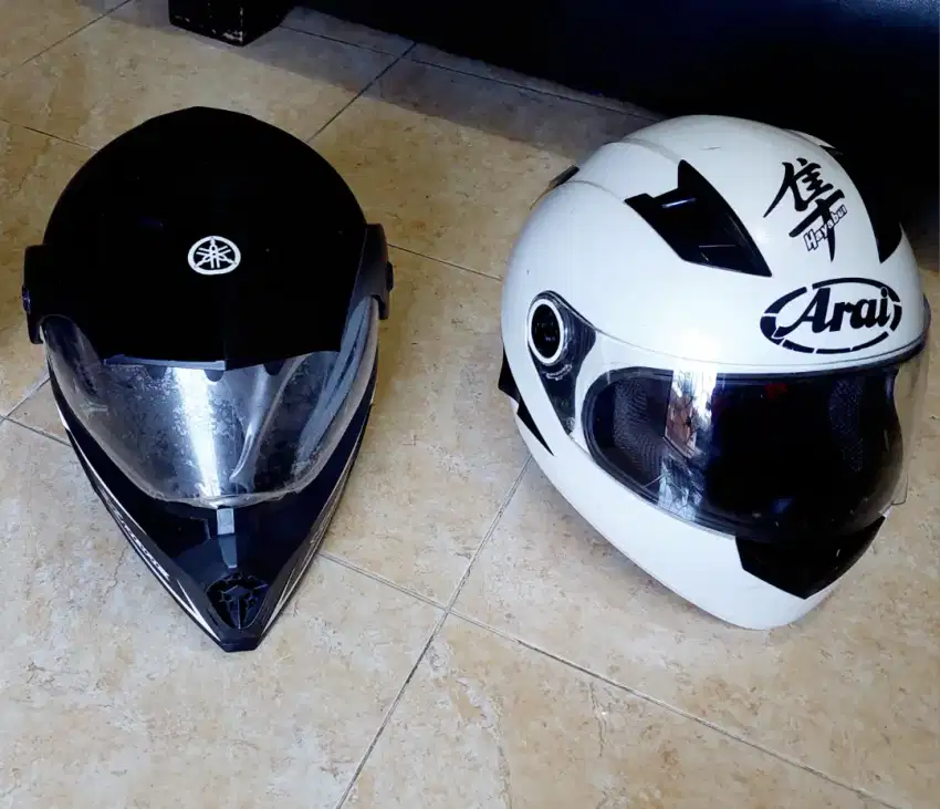 Di Jual Helm motor Cross Xabre dan Helm full face modif arai