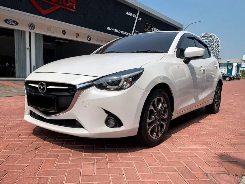 [ TERAWAT ] MAZDA 2 GT SKYACTIV AT MATIC 2016 PUTIH