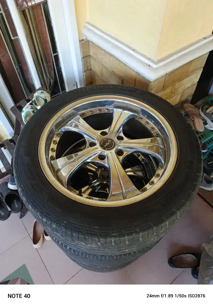 Dijual Velg dan Ban Venger 18 235/50