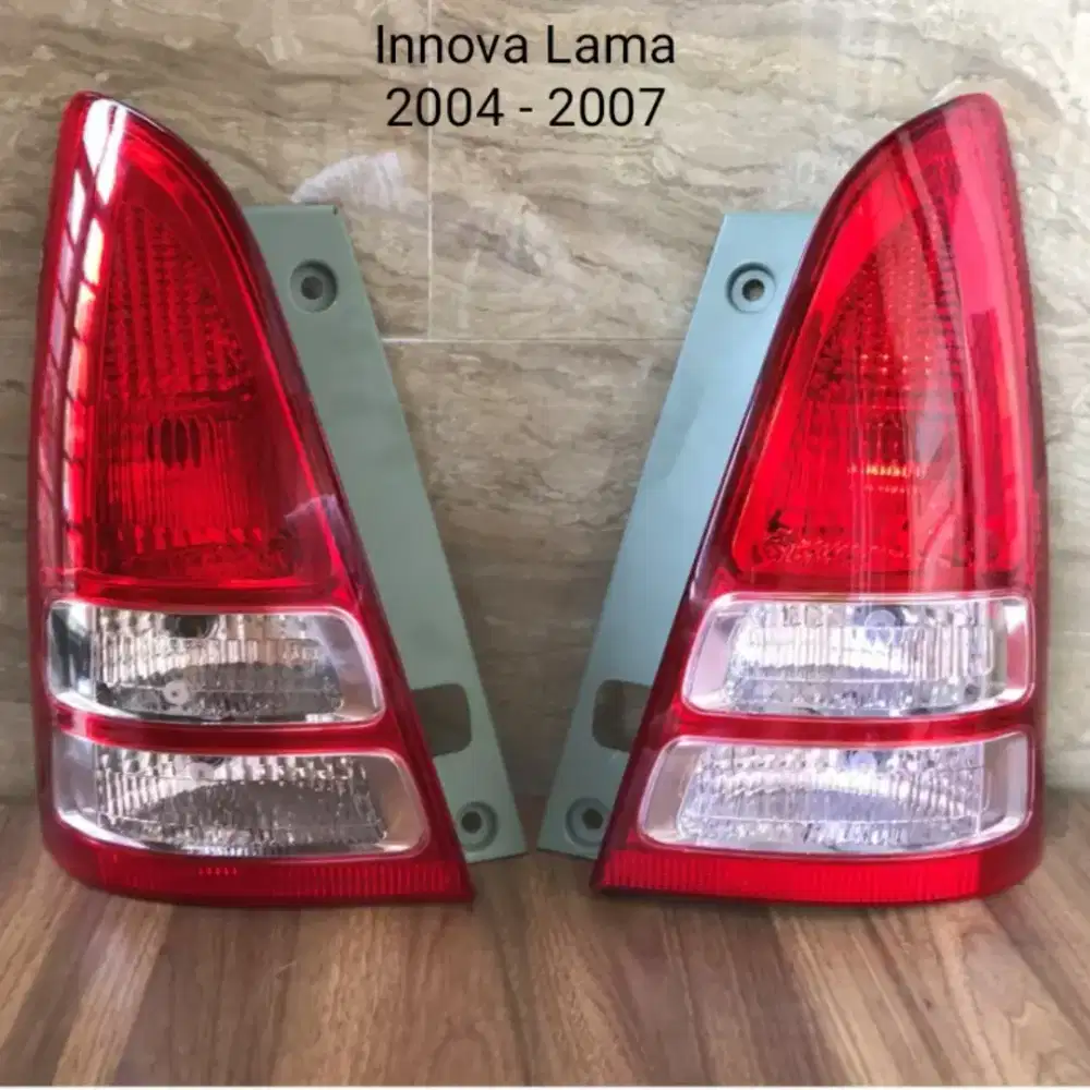 100% ORI Stoplamp - Lampu Belakang Innova 2004 - 2015