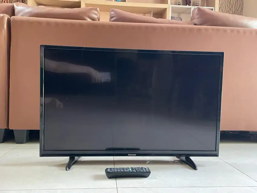 TV Panasonic LED 32” (TH-32E305G)