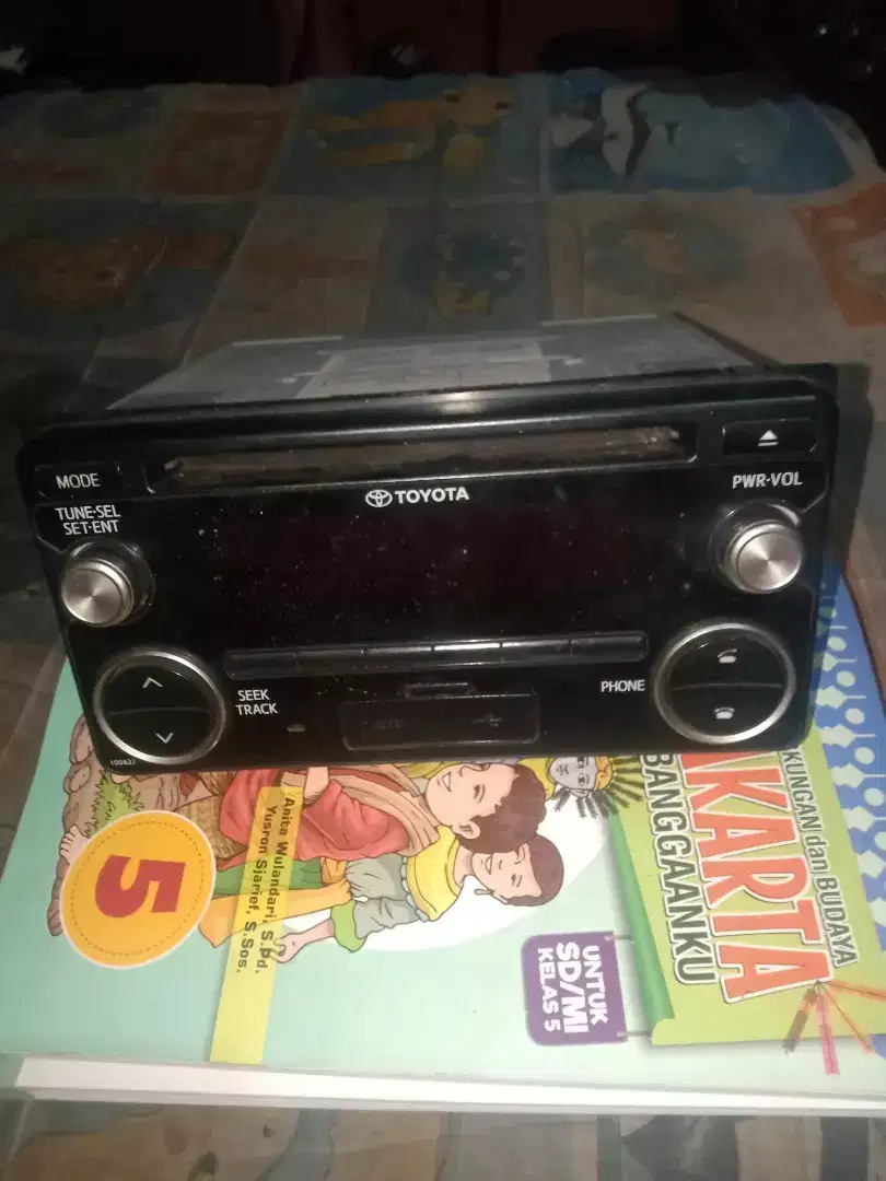 Doubledin HEAD UNIT TOYOTA AVANZA original copotan