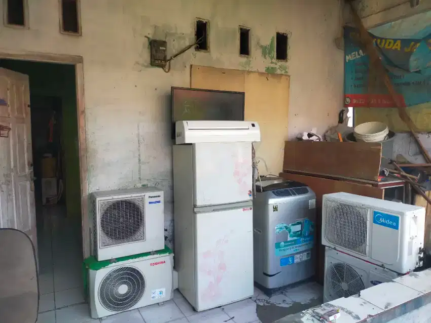 Jasa panggilan service AC kulkas mesin cuci freezer pompa air dll