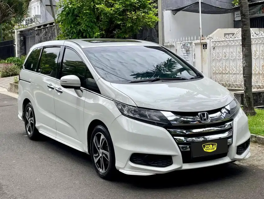 Forsale Honda Odyssey 2.4 E Prestige CVT 2015