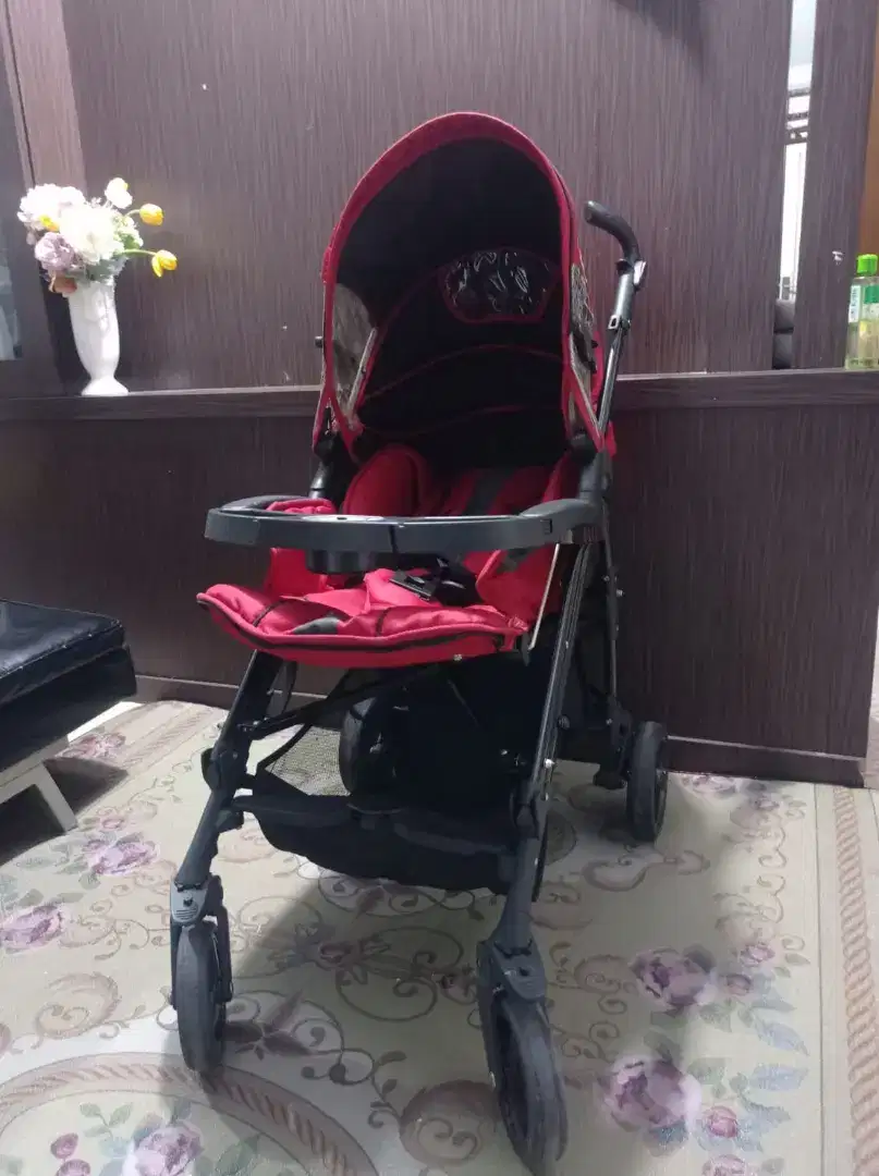 Stroller Elle huntinton masih baru bgt