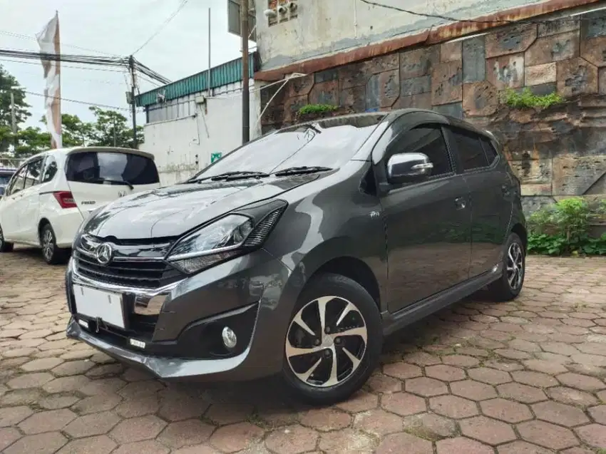 [OLXmobbi] Daihatsu Ayla 1.2 R Bensin-MT 2018 Abu-Abu