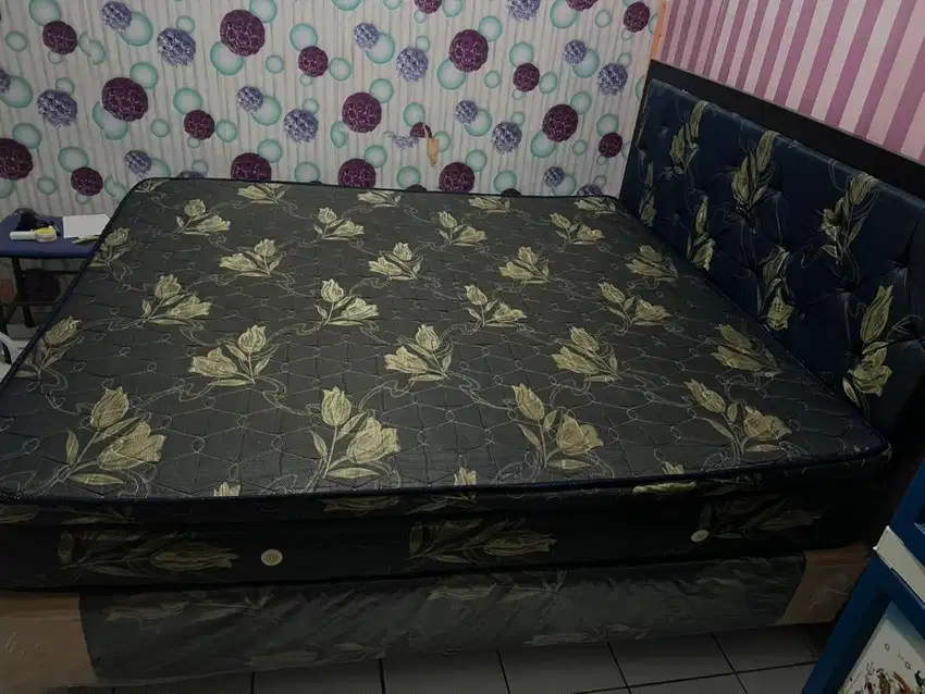 SPRING BED/KASUR/TEMPAT TIDUR