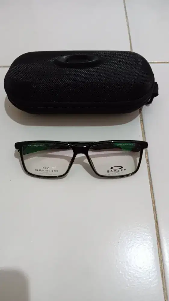 Menjual frame model sport