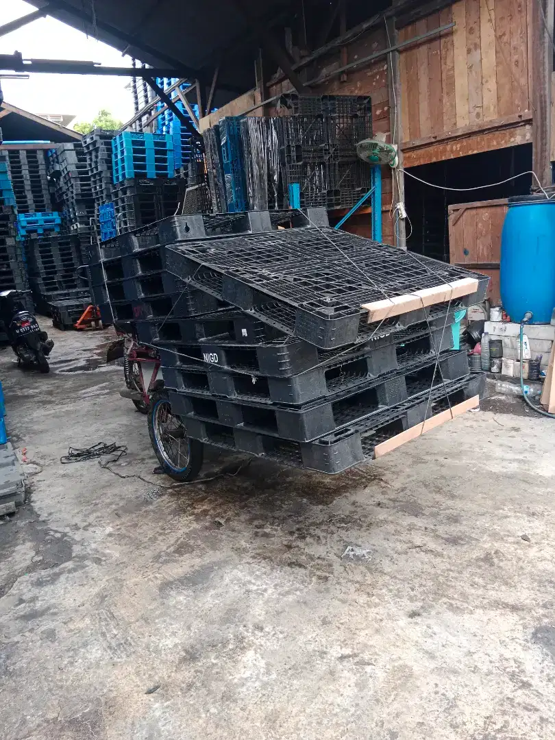 Jual pallet bekas murah palet plastik second ready impor dan lokal