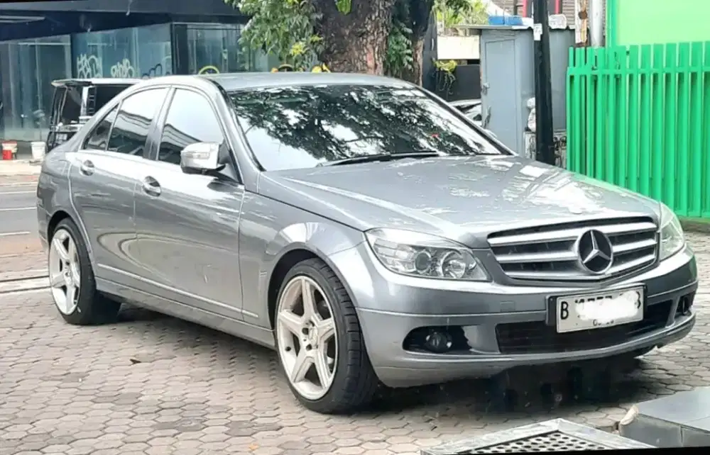 Mercedes Benz C200 at 2008