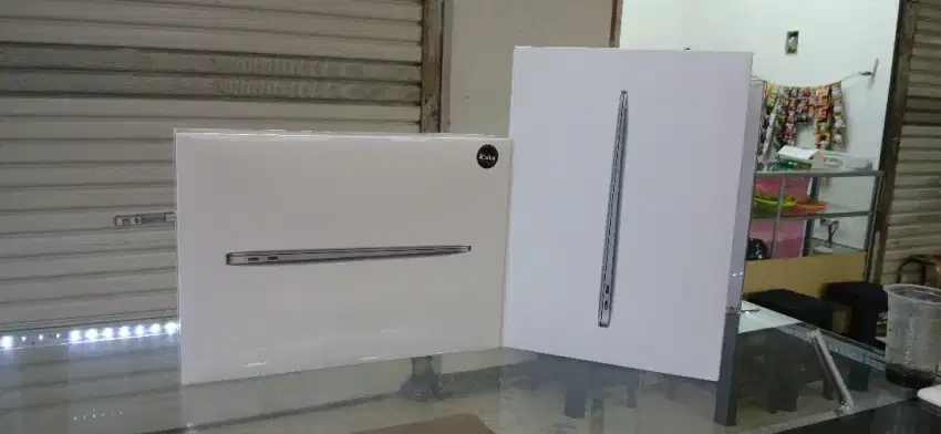 Macbook air m1 8/256 Garansi Resmi ibox