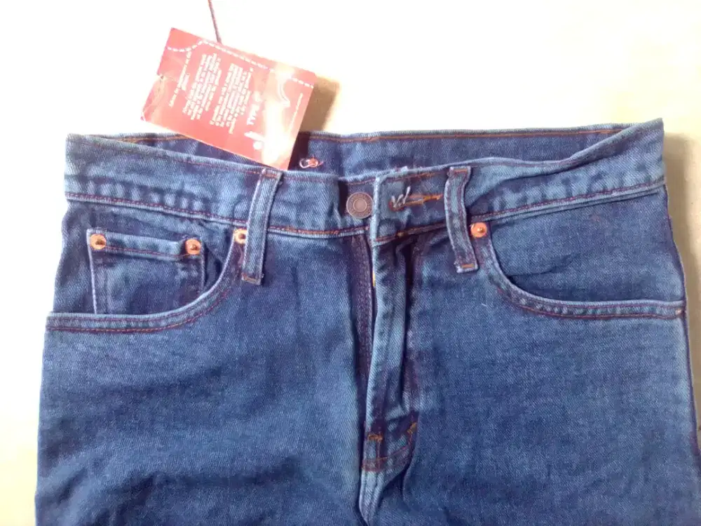 Jean baru size 27
