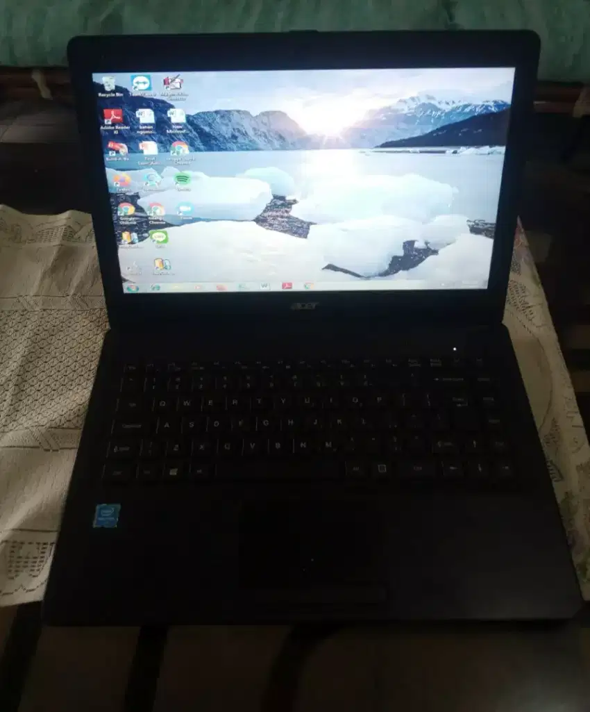 Laptop Acer one 14 Intel Pentium 3556u Normal