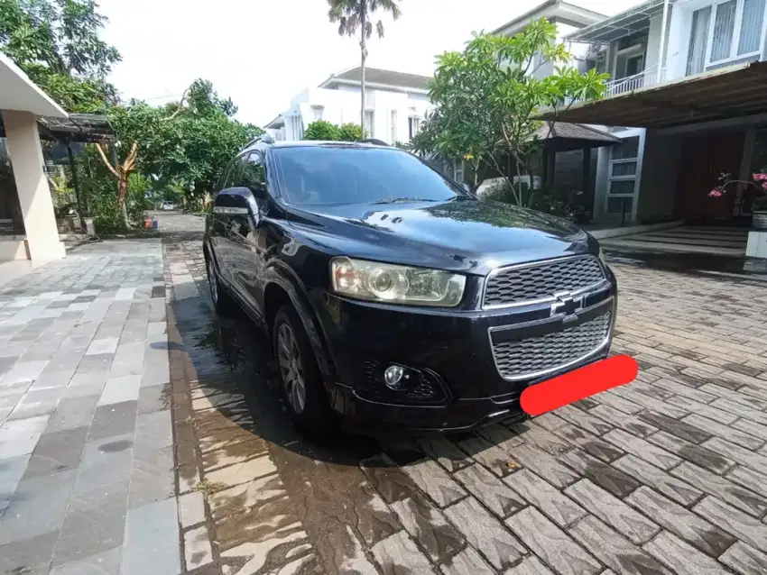 Chevrolet CAPTIVA Diesel Matic Hitam