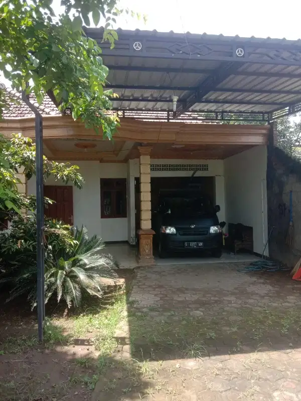 JUAL RUMAH  0 JLN ASPAL ,SDH PADAT PENDUDUK HALAMAN LUAS