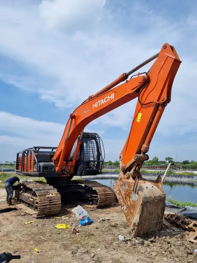 Dijual: Excavator Beko Hitachi