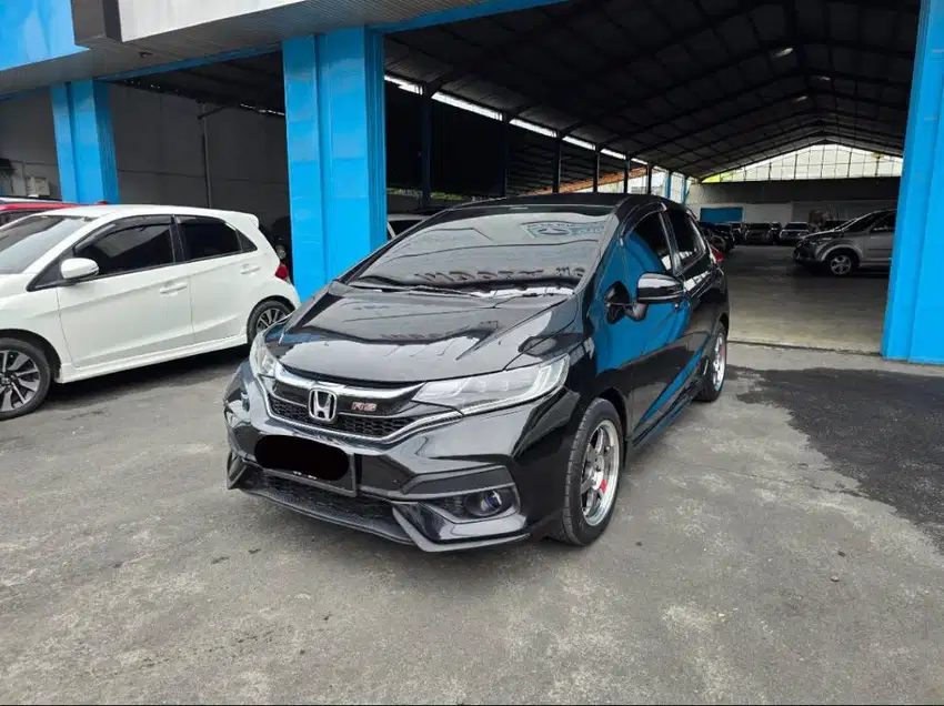 TDP 29 Juta! Honda Jazz 1.5 RS Manual 2020 / Yaris