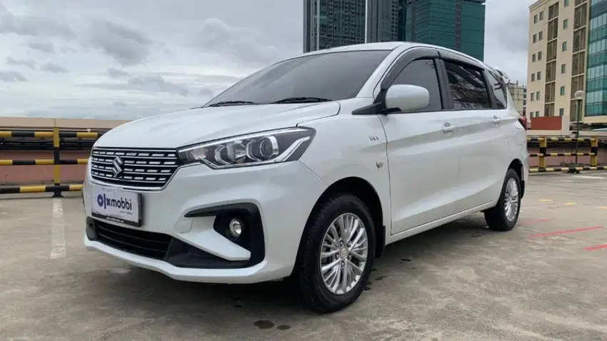 Pajak Panjang TDP 15Jt Suzuki Ertiga 1.5 GL Bensin-MT 2021 Putih /