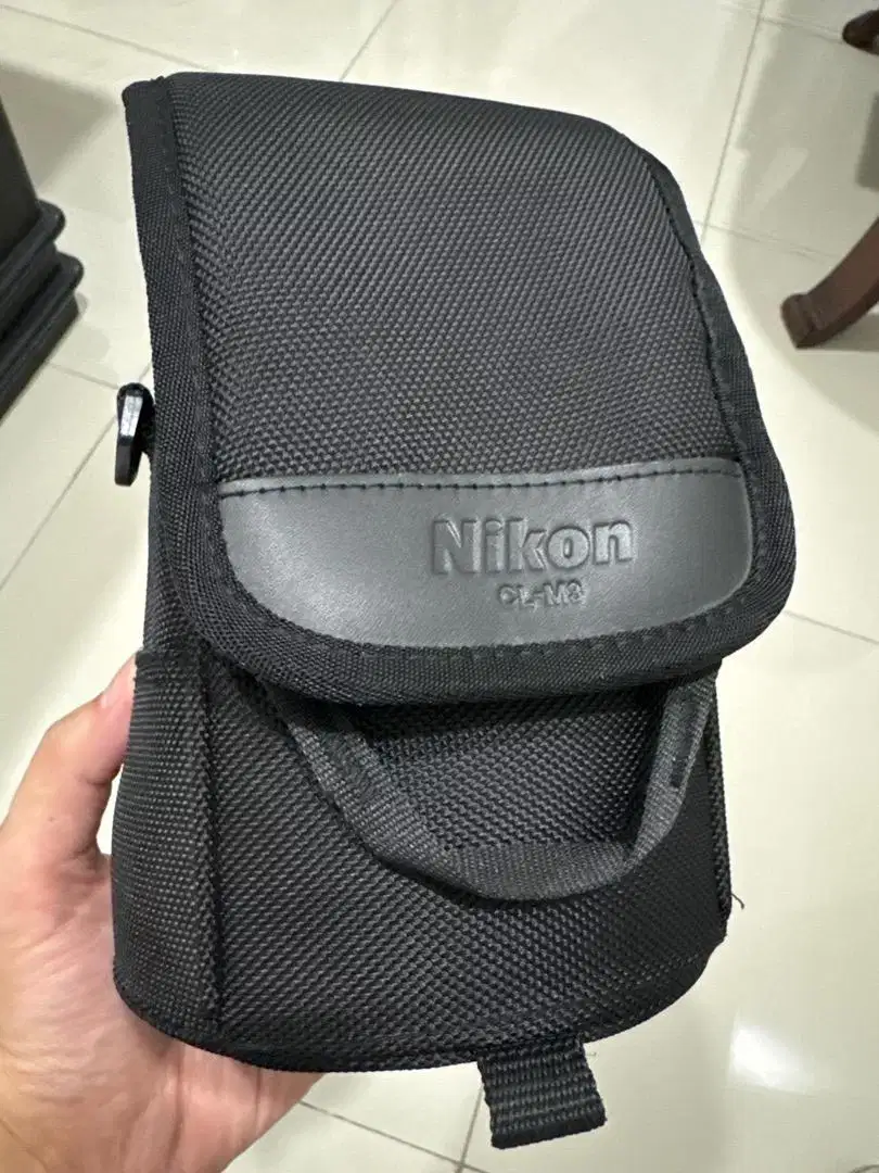 Tas lensa nikon CL - M3