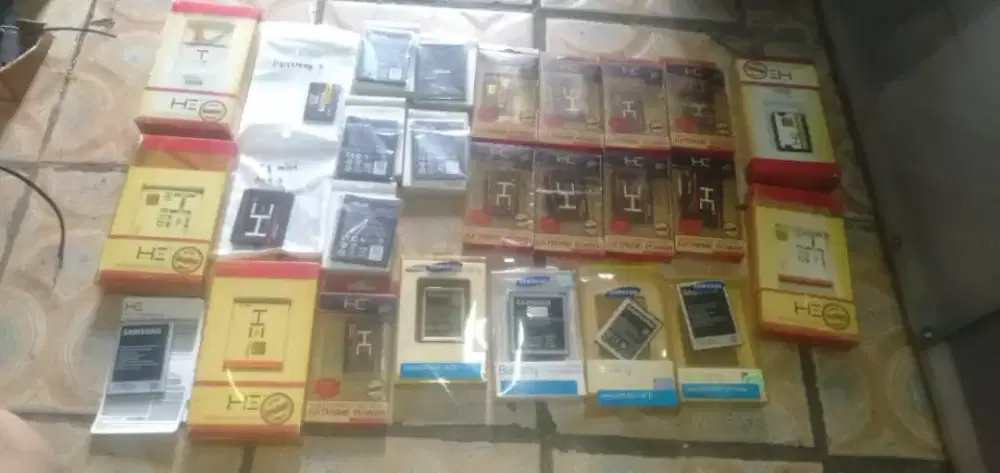 Se paket baterai hp lawas brg baru hrg murah sexlg ada cpt murah sj