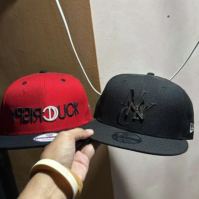 Topi Snapback New Era New York Yankees dan Crispy Duck