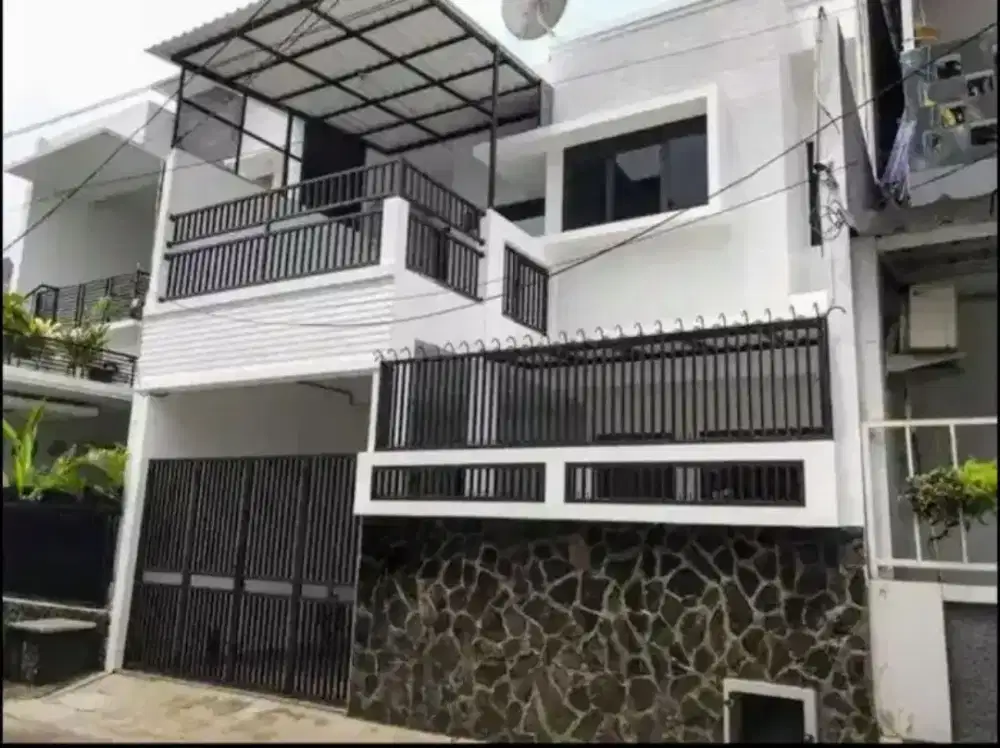 Jln ikan² Rawamangun Jakarta Timur