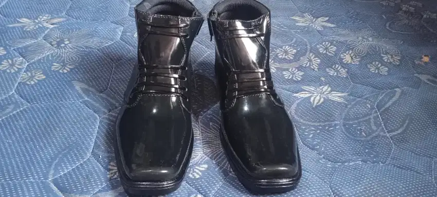 DI JUAL SEPATU PDH JATAH TNI POLRI KULIT KILAT