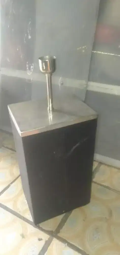 Kotak lampu lawas antik unik se lg ada cpt utk yg phm sj hrg murah nih