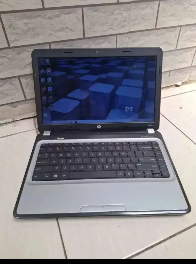 Laptop HP Pavilion G4 CORE I3 THREE -HDD 500GB -4GB -Webcam -OFFICE