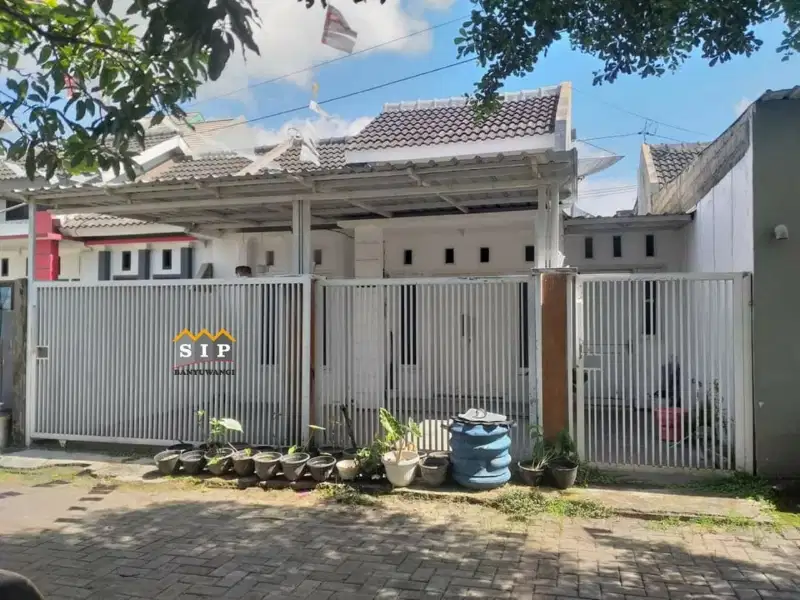 Di jual rumah hunian di perum permata residence GENTENG Banyuwangi