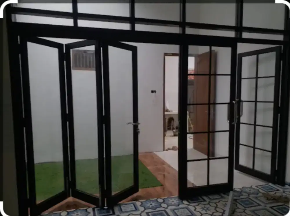Pintu lipat aluminium