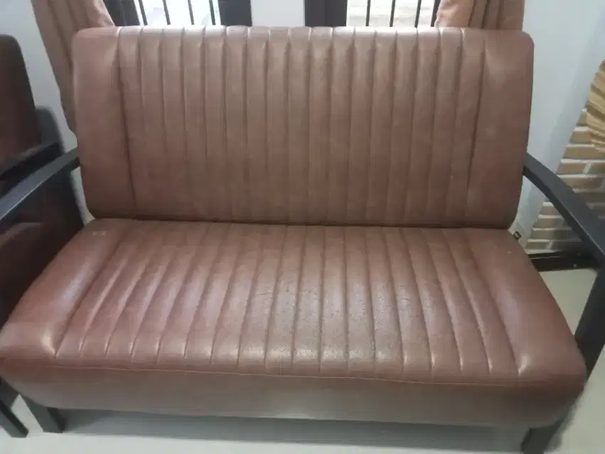 service sofa panggilan