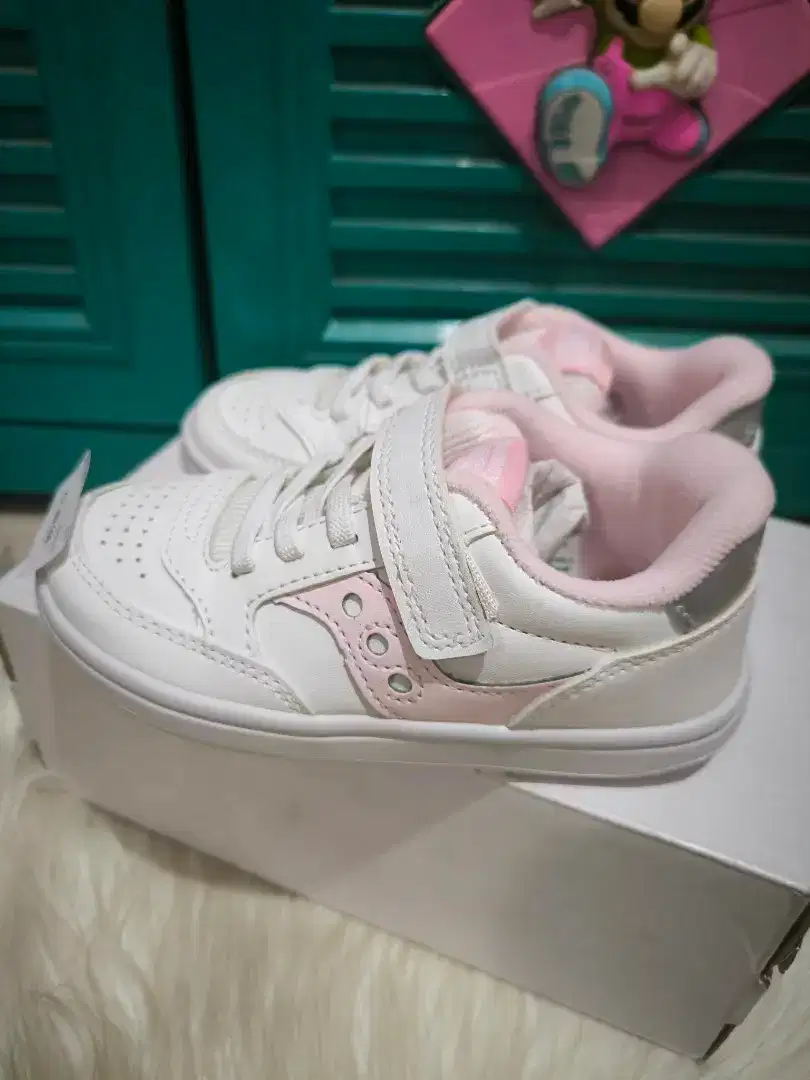 Saucony Sepatu Anak no.28
