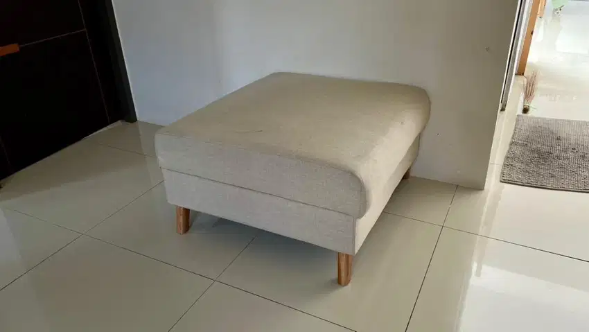 Sofa kotak custom