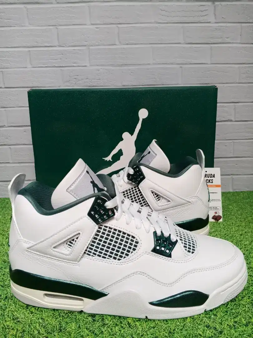 Nike Air Jordan 4 'Oxidized Green' BNIB Size 42.5 100% Authentic