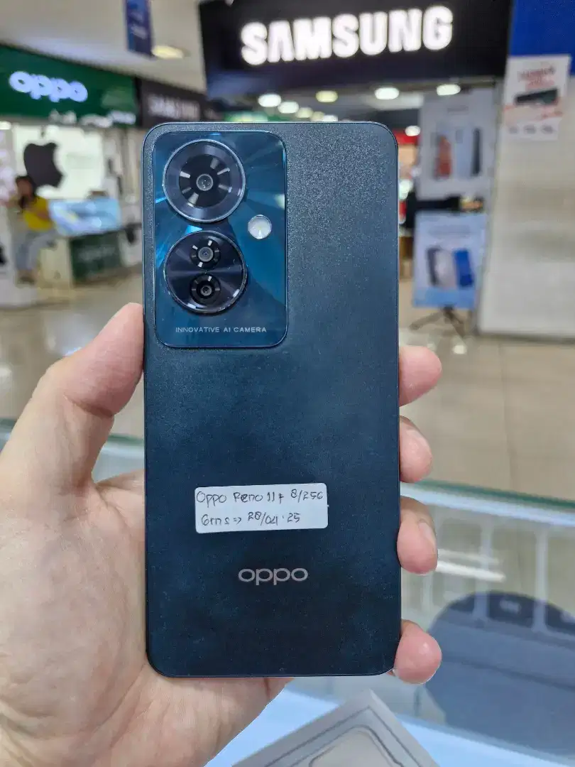 Oppo Reno 11F 5g ran 8/256gb Garansi sampai april 2025 mulus