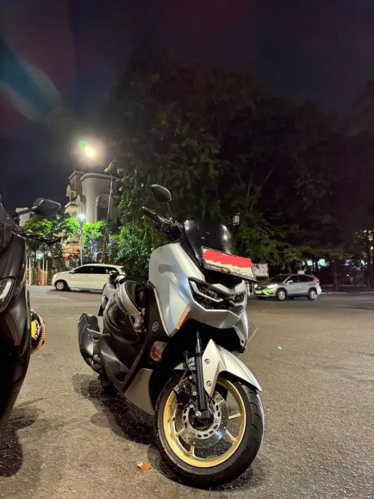 Nmax gen 2 silver 2023