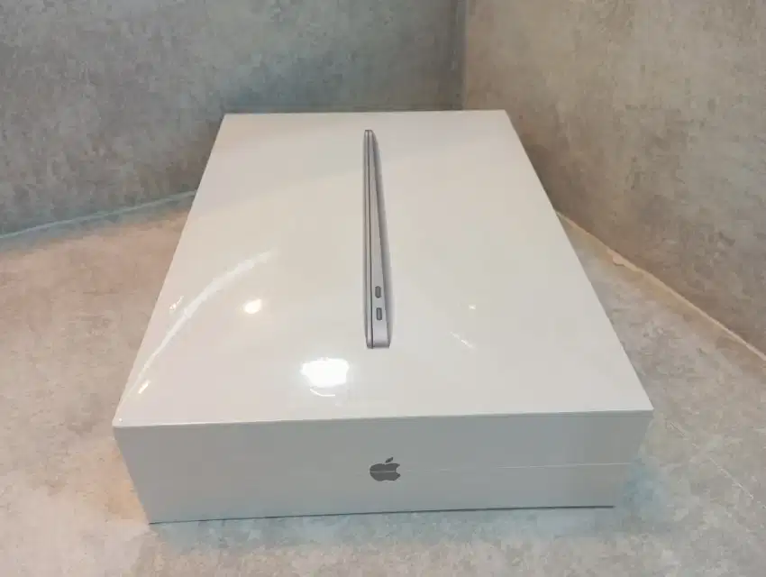 New Macbook Air M1