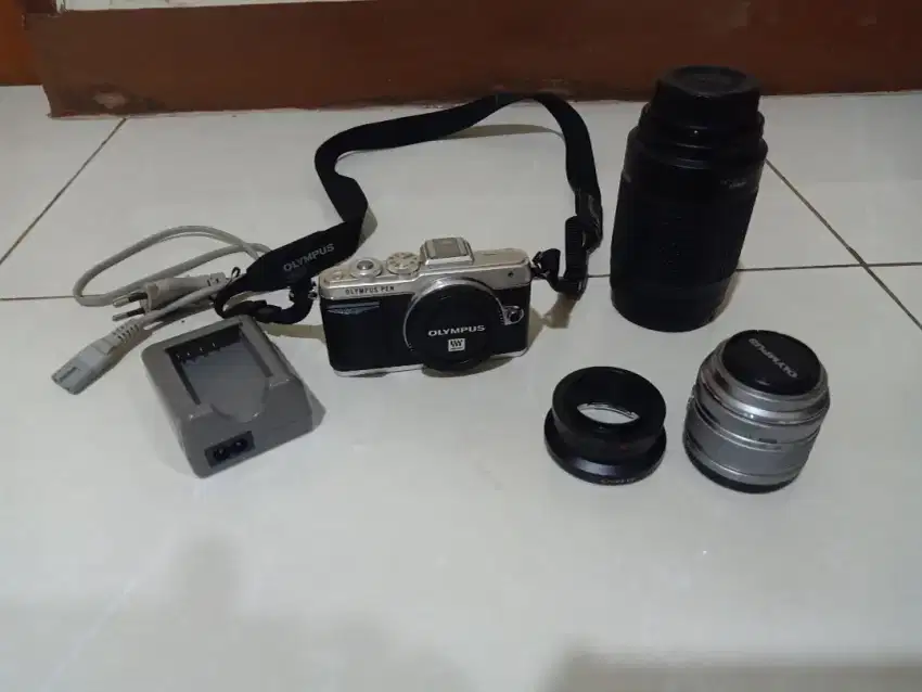 kamera mirrorless olympus pen e-pl7 full set