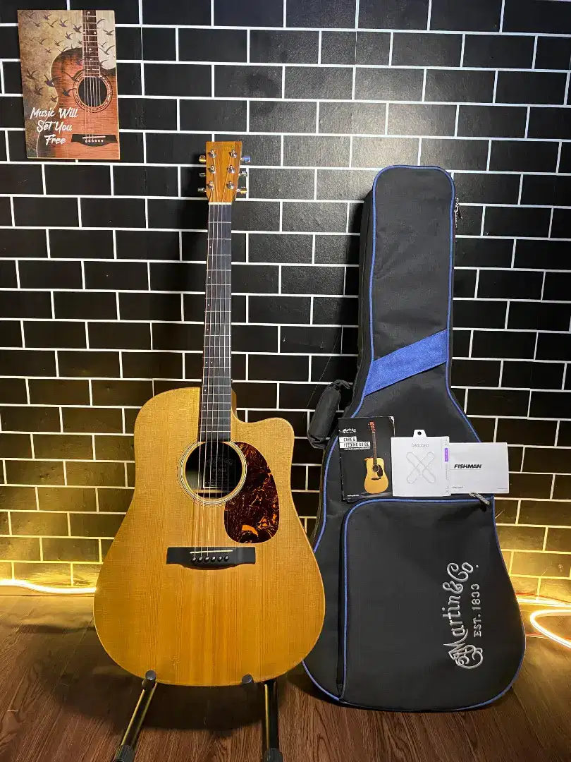 Gitar Akustik/Elektrik Martin DCPA5K Rare item