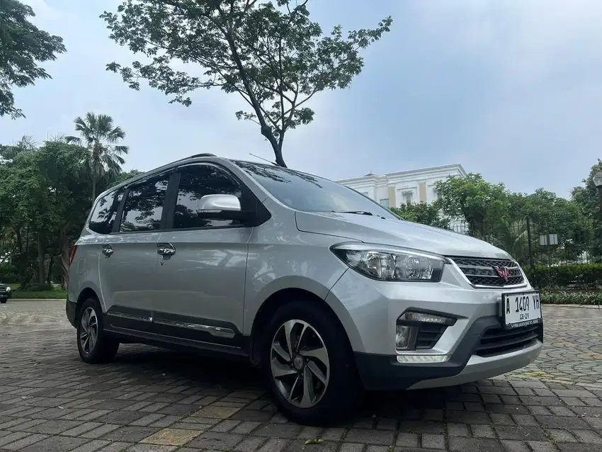 [TDP 10jt] Wuling Confero S Lux MT 2019 Pajak Panjang