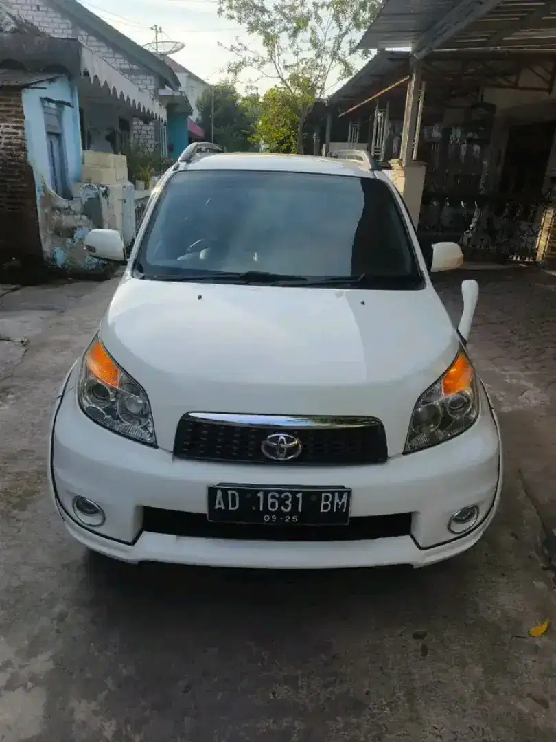 Toyota rush type G 2014