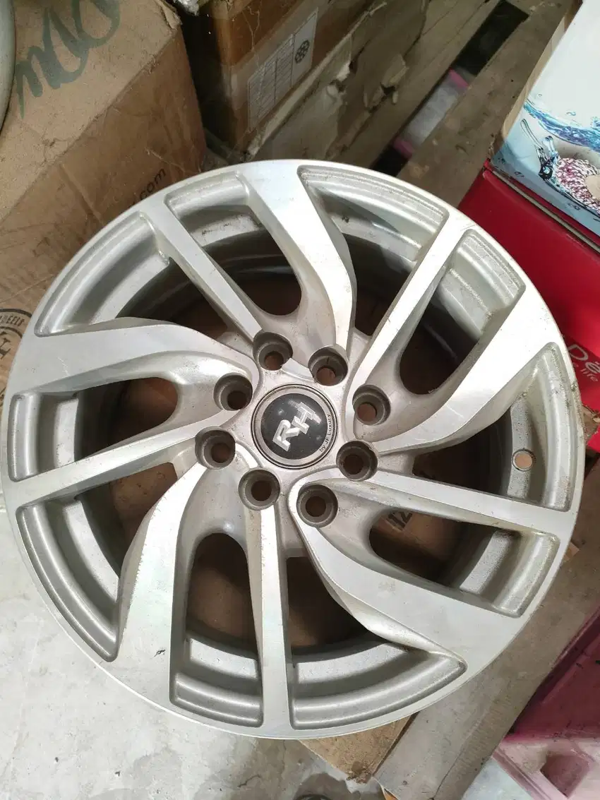 Velg Artka R15 dan Velg RH R14