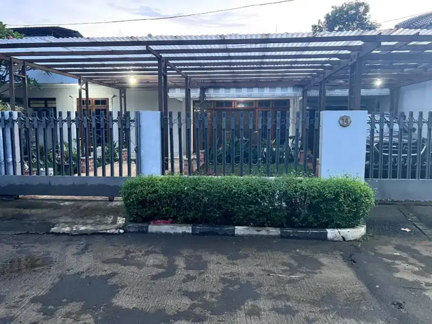 Jl Jati Indah VI no.14 Pangakalan Jati Golf Depok Cinere