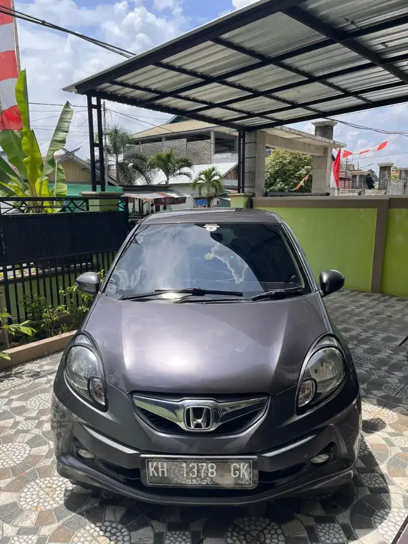 Di jual honda brio type E 2016 istimewa