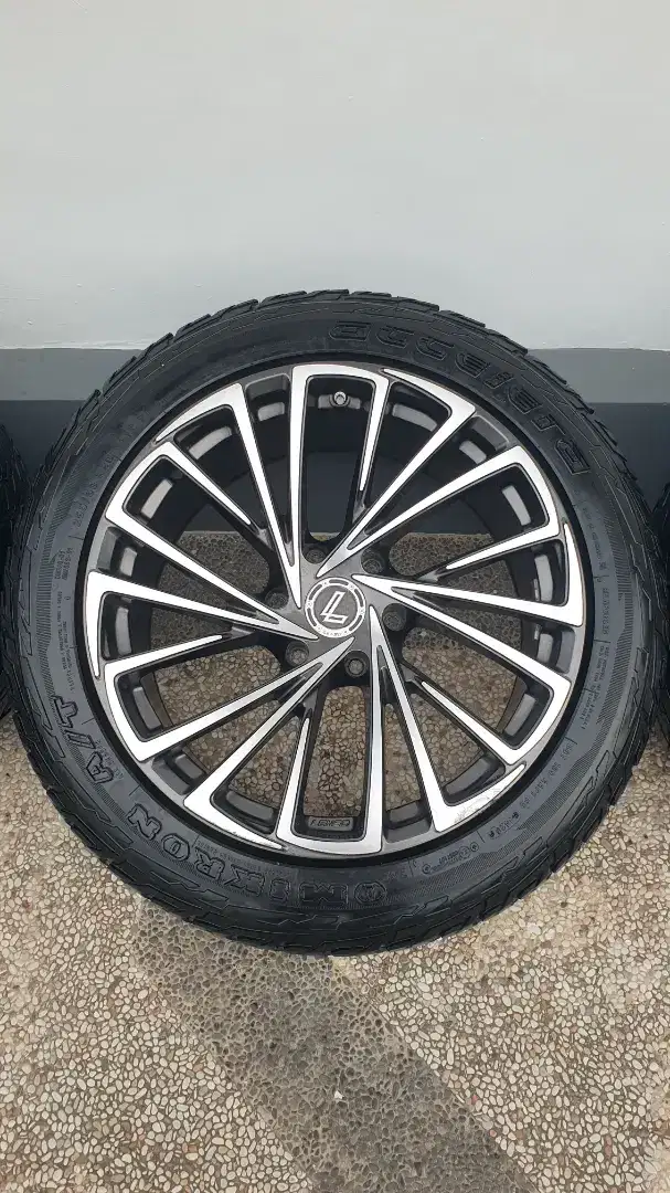 Velg Variasi Pajero/Fortuner merk LENSO