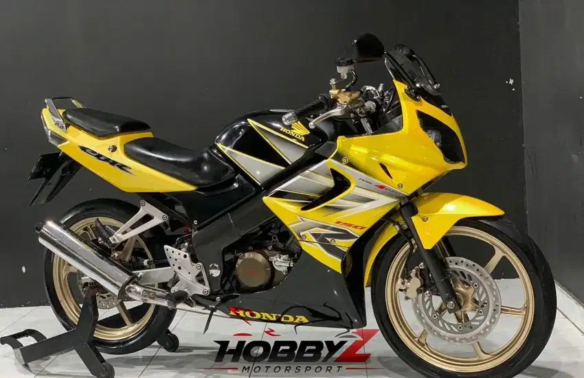 Honda cbr 150-R ninja cbu thailand kuning 2005,istimewa mantul